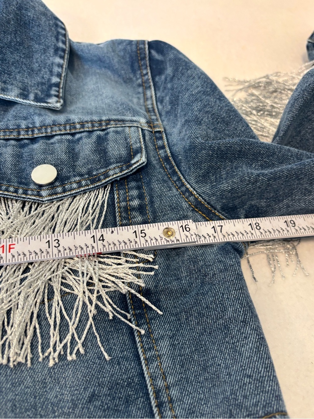 Women’s Cropped Denim Jacket Silver Fringe Western Boho Approx M - Picture 6 of 7
